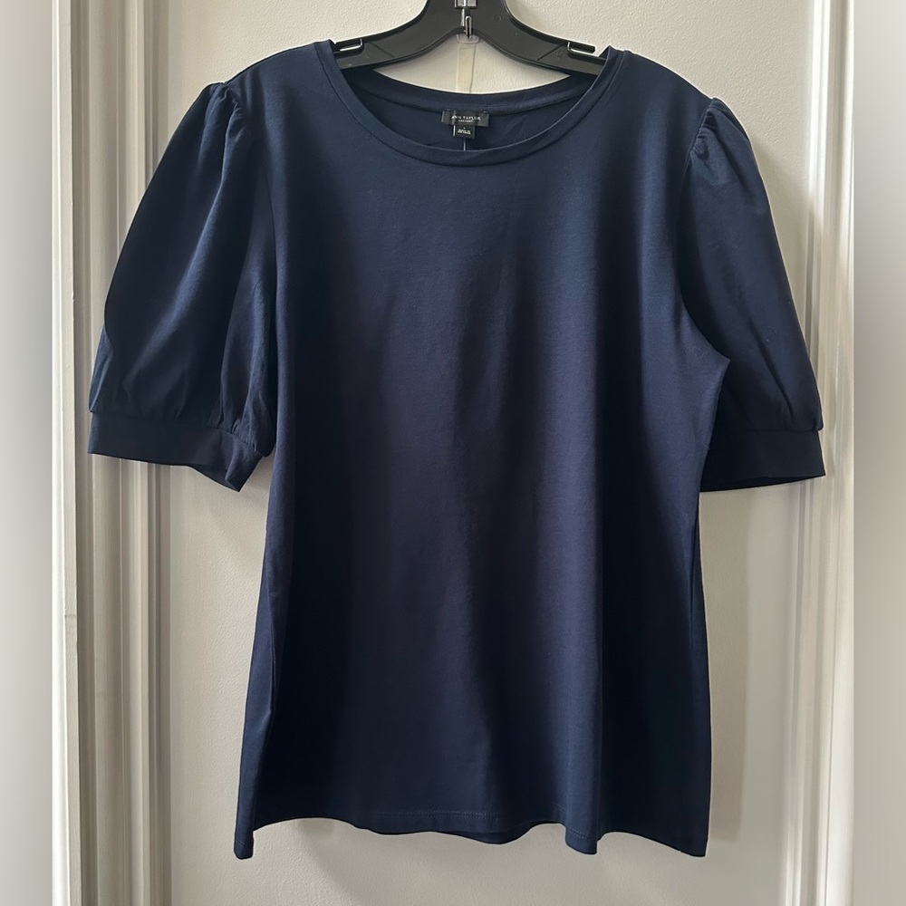 NWT Ann Taylor Factory Midnight Blue Top with Banded sleeves Size L (orig. $50)